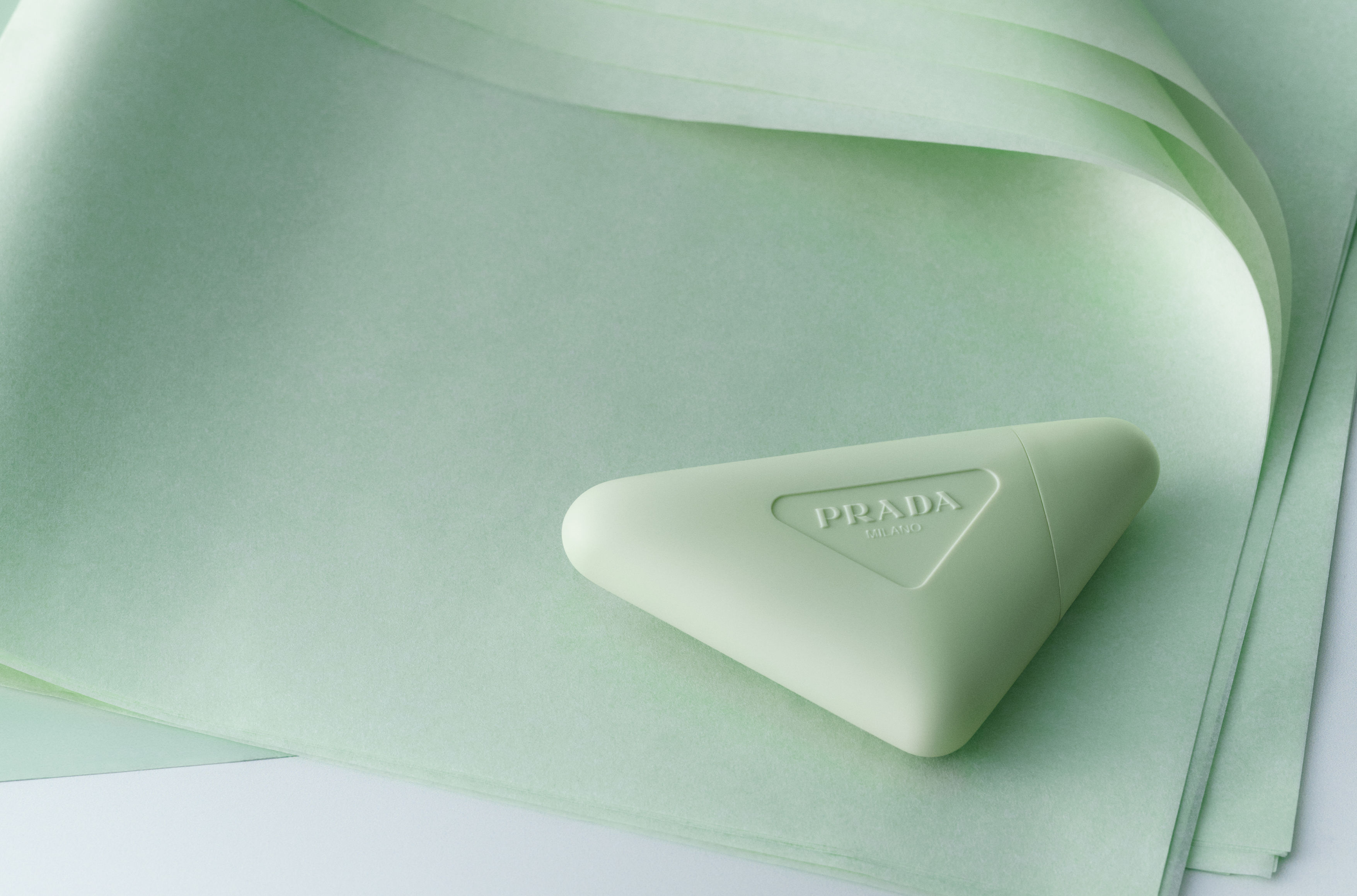 prada - universal green | Cowboys Agency Paris